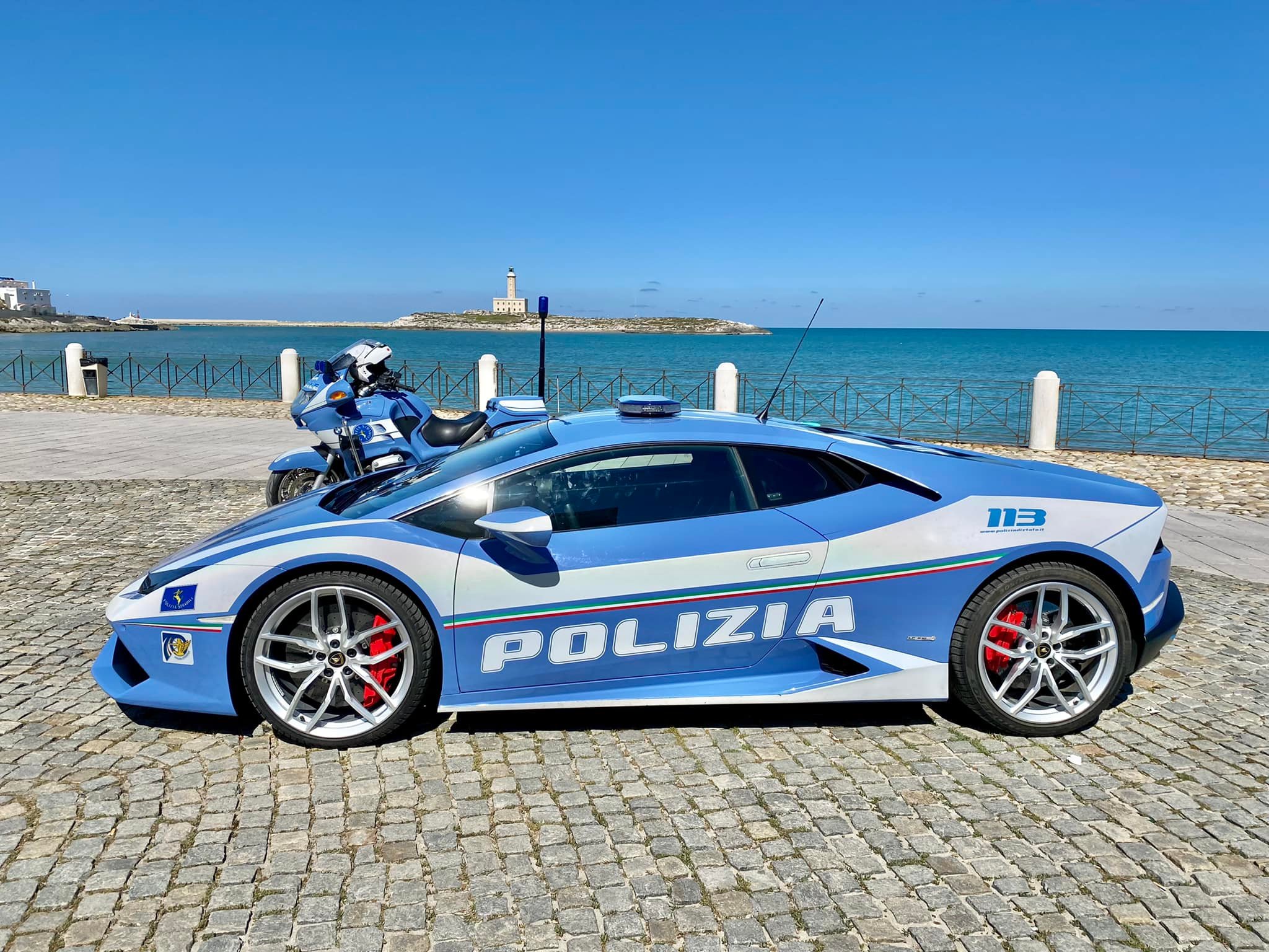 In Vieste there is the Lamborghini of the Police